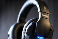 Zentopulse Gaming Headset - Side View